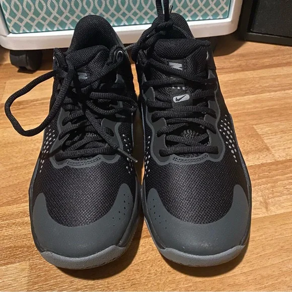 Nike Fly By Mid 3 Basketball Sneaker. - Picture 9 of 12